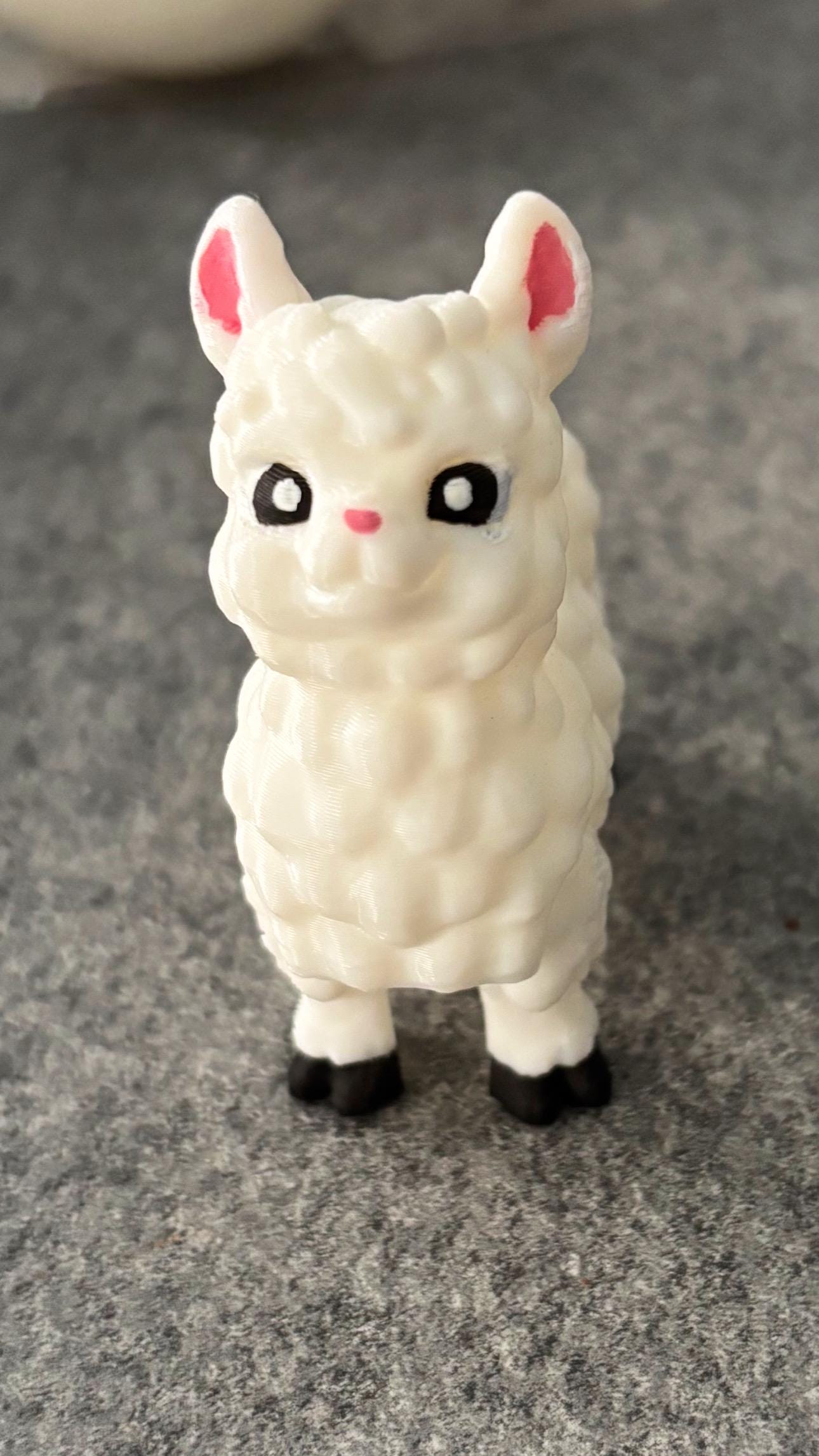 Llama decorativa impresa en 3D | Figura Kawaii hecha a mano | Regalo original | Decoración moderna para escritorio o habitación