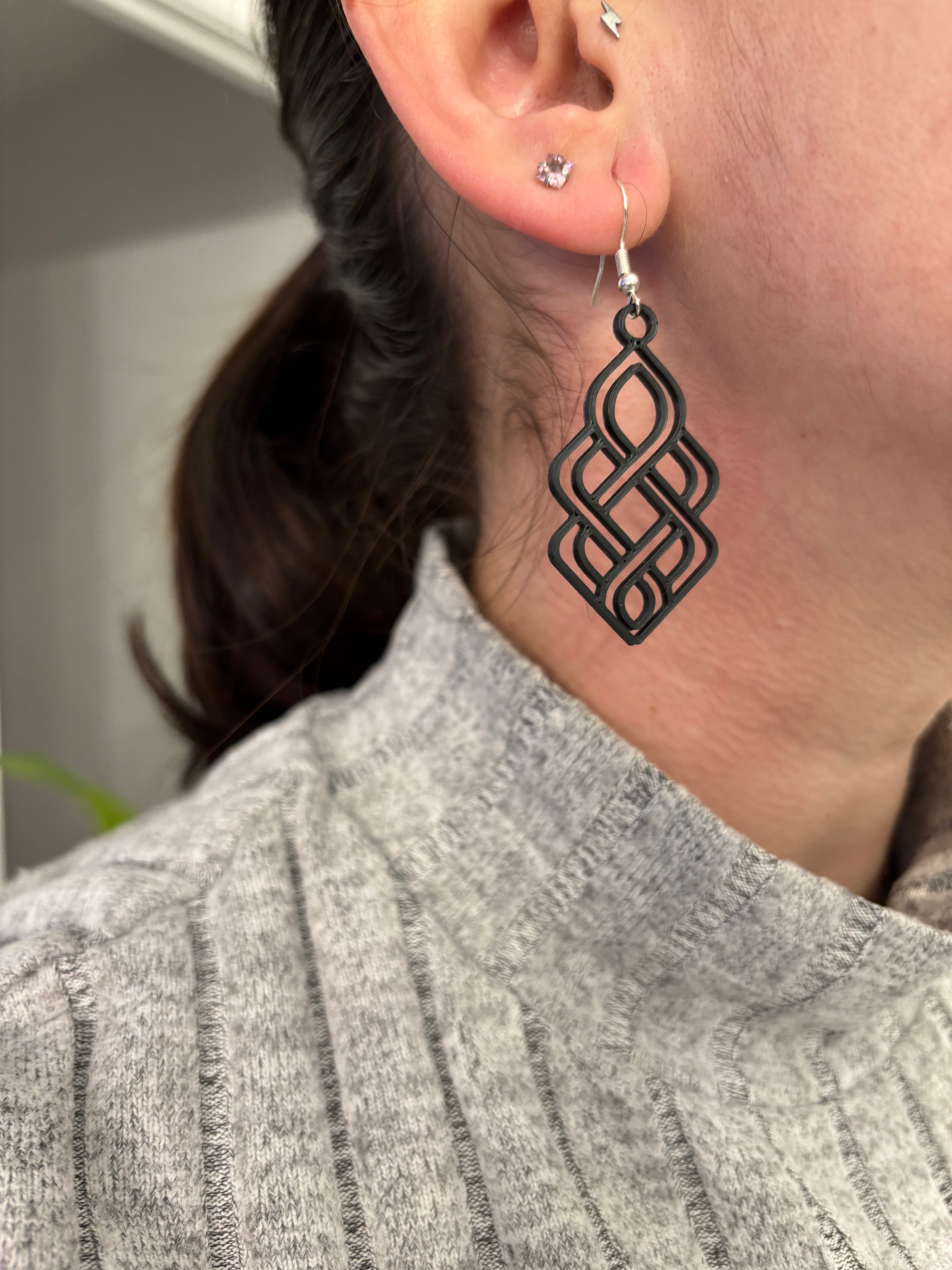 Pendientes Geométricos Negros - JeanPrintsCo