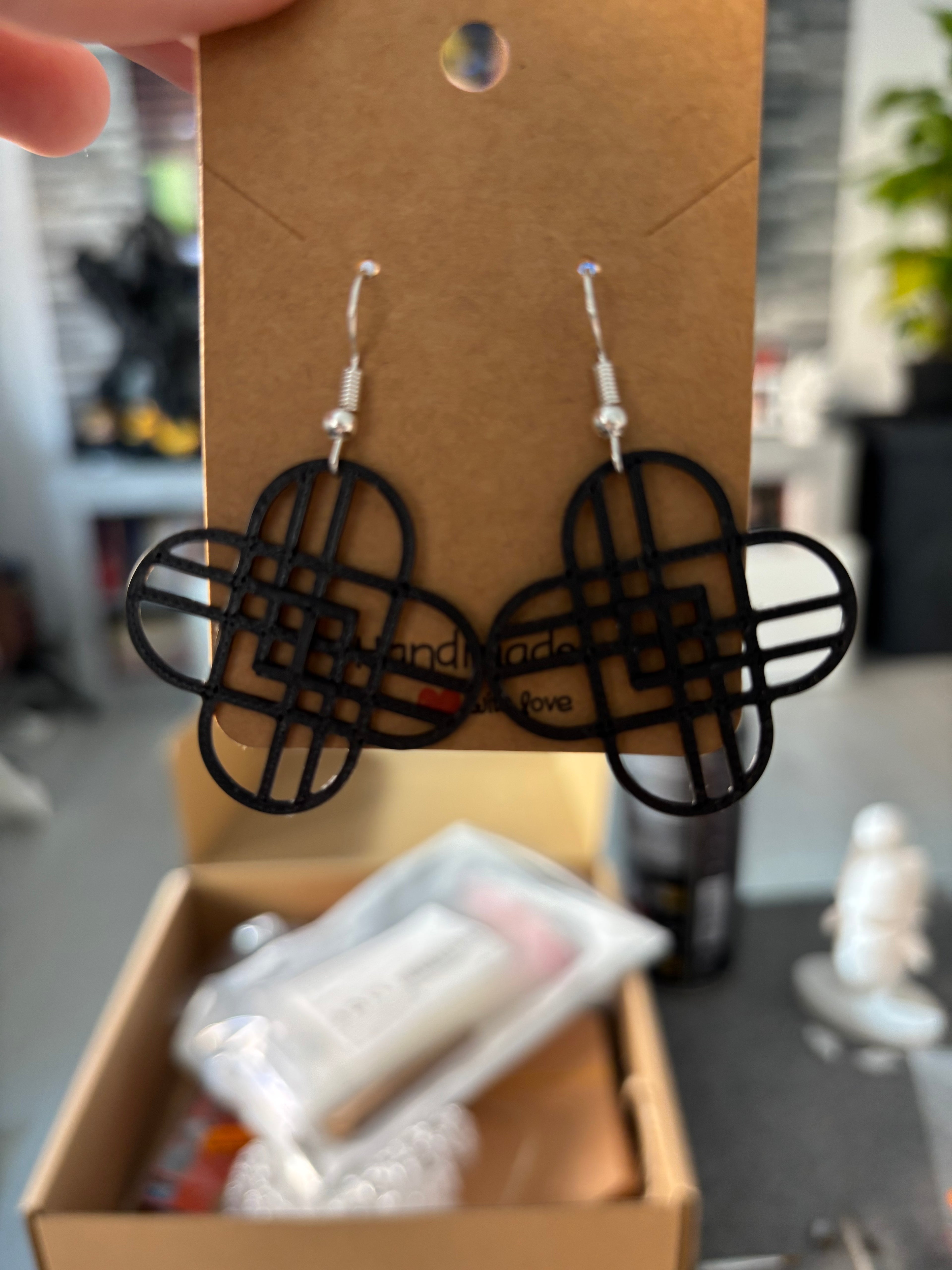 Pendientes HUNTR/X - JeanPrintsCo