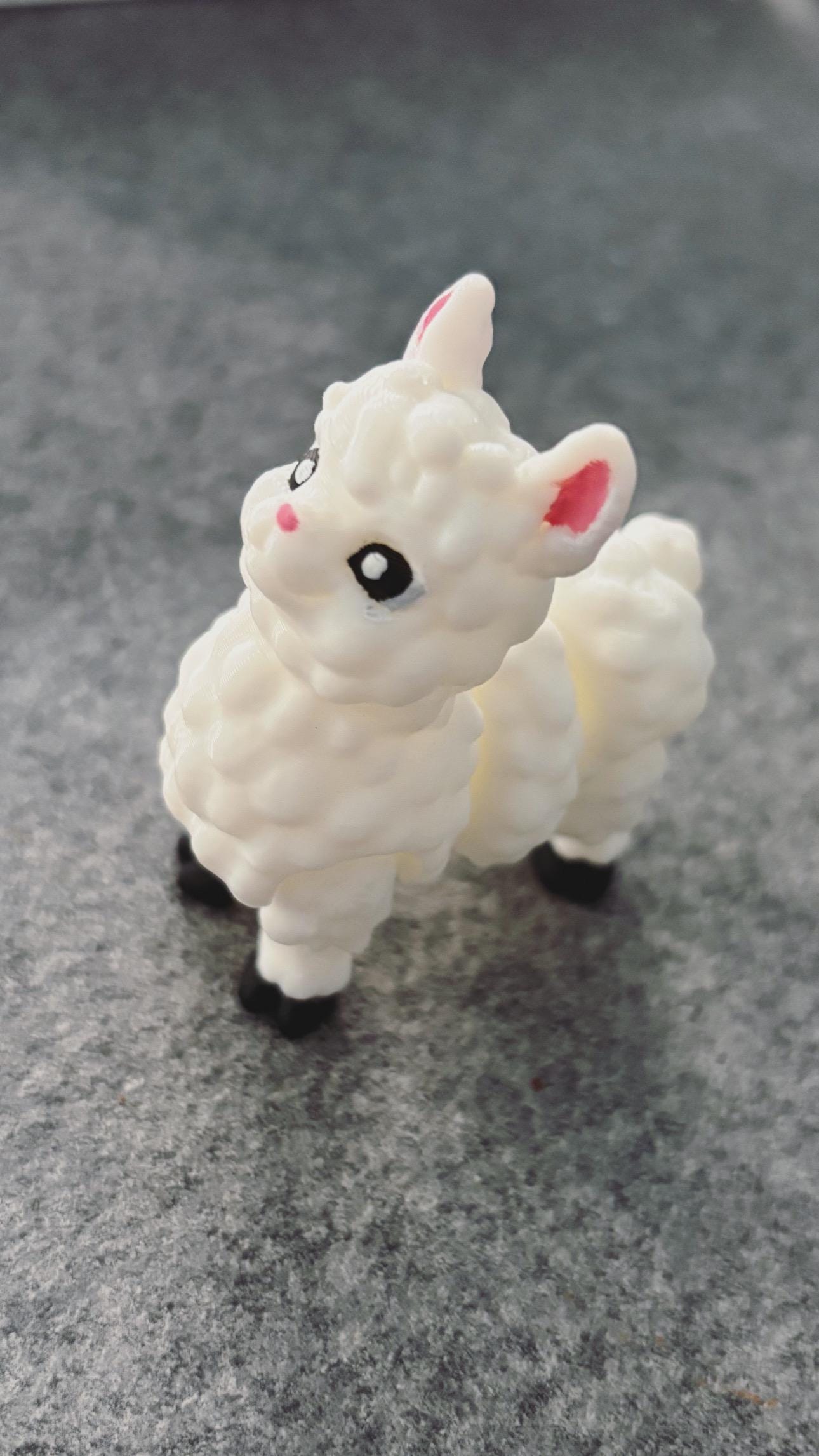 Llama decorativa impresa en 3D | Figura Kawaii hecha a mano | Regalo original | Decoración moderna para escritorio o habitación