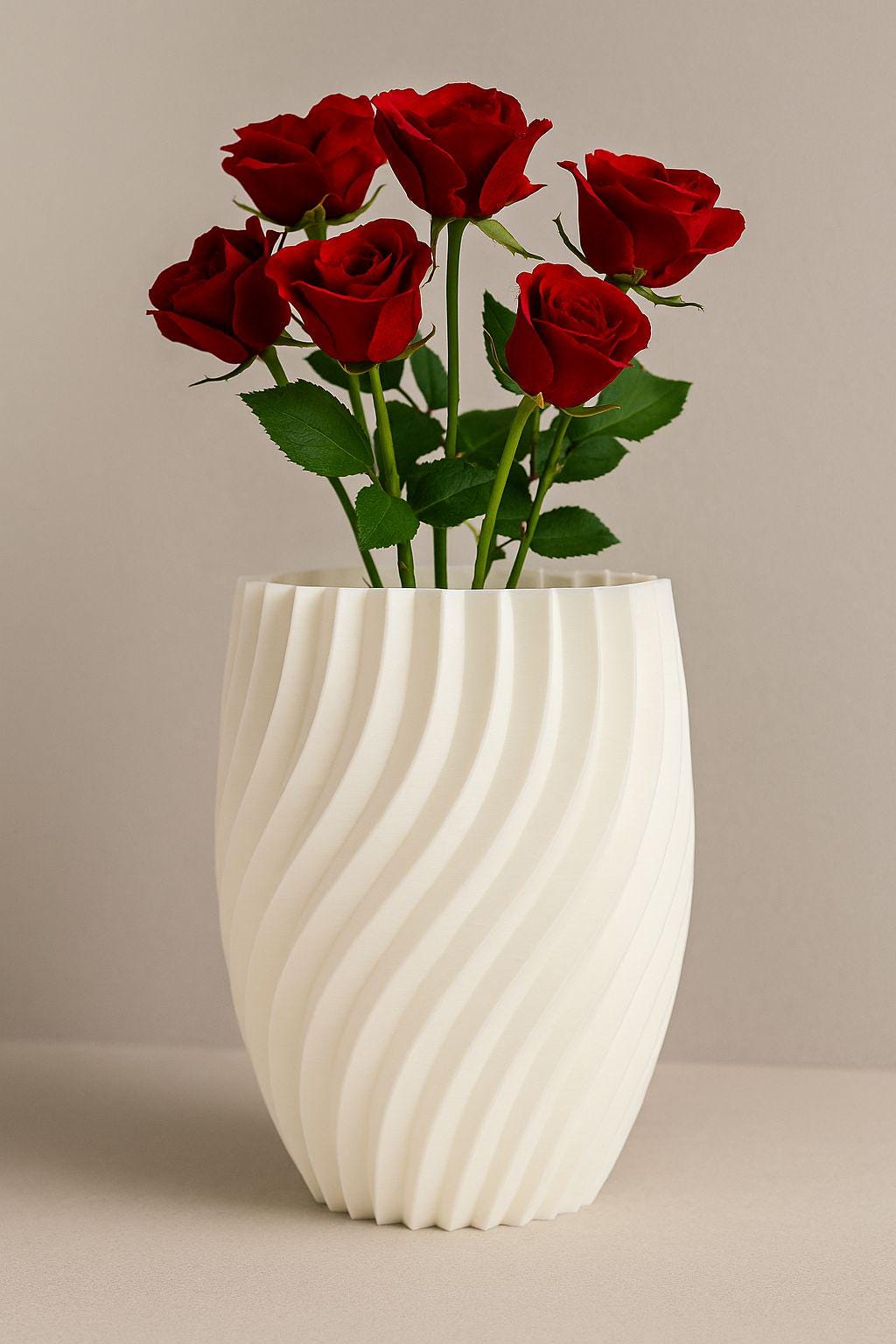 Maceta decorativa minimalista en espiral | 17,5cm | Hecha con impresión 3D | Decoración moderna para el hogar