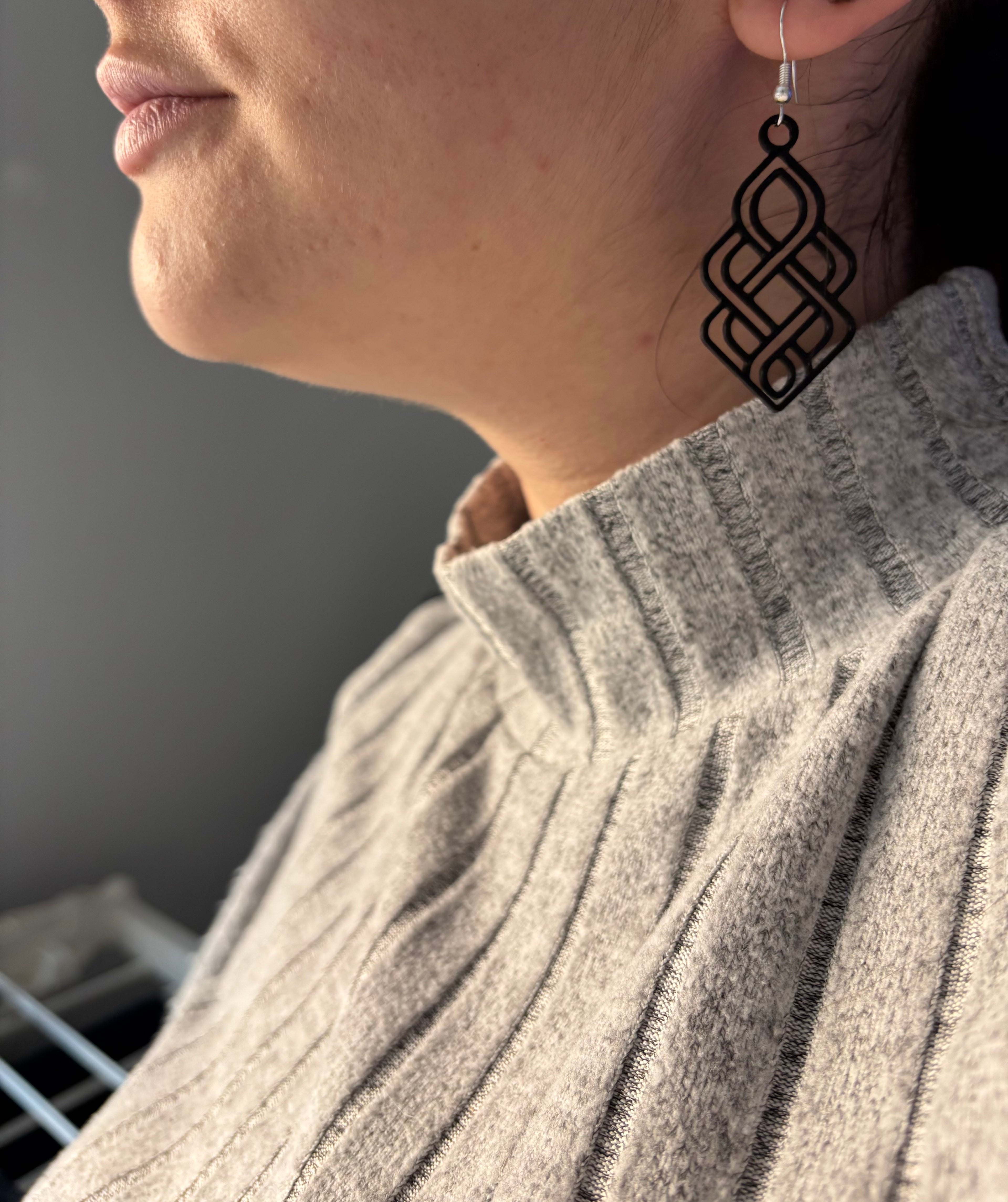 Pendientes Geométricos Negros - JeanPrintsCo