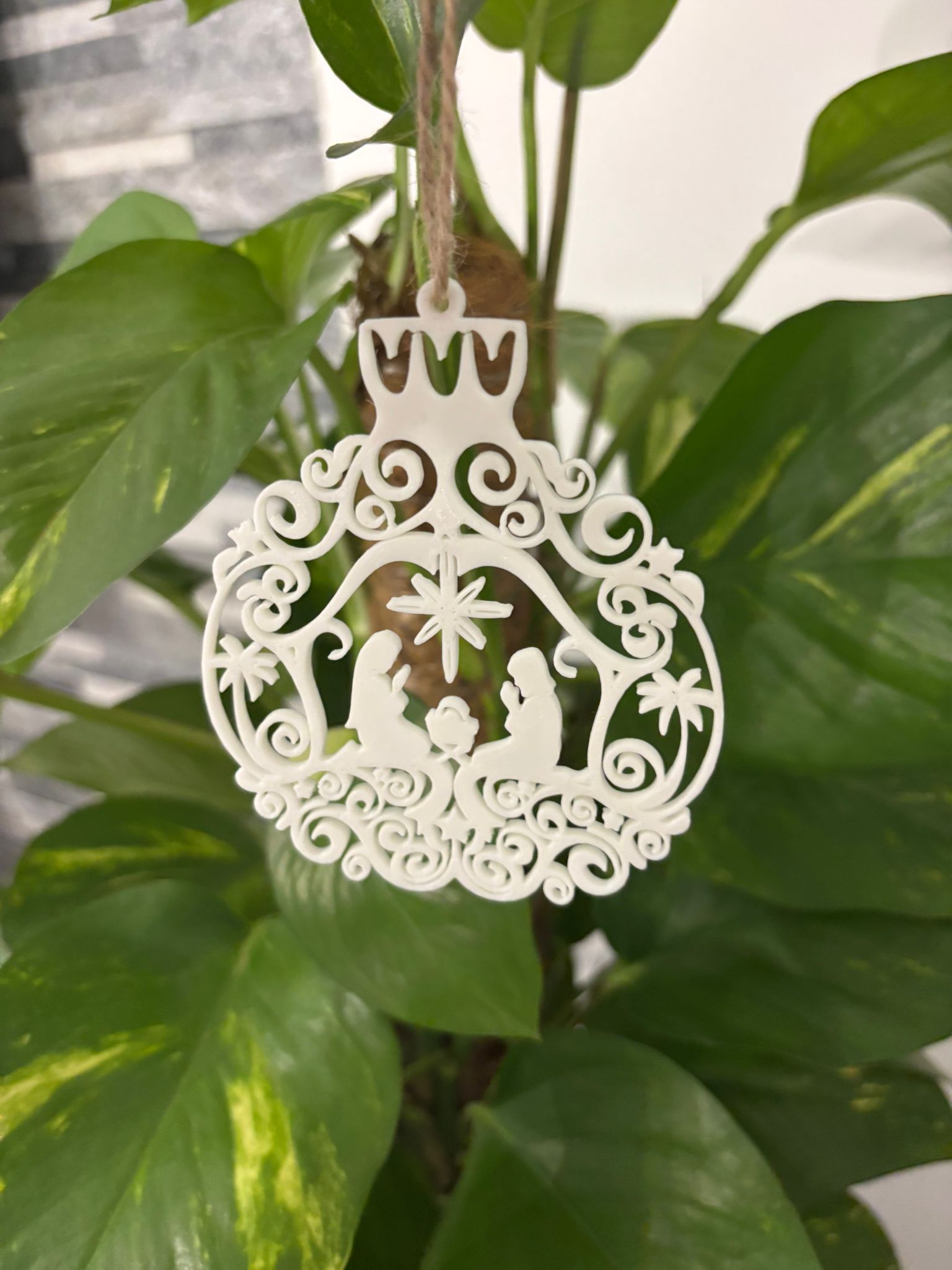 Adorno de Navidad con Nacimiento | Decoración Navideña Religiosa en 3D | Belén Moderno Impreso en PLA | Decoración Árbol de Navidad