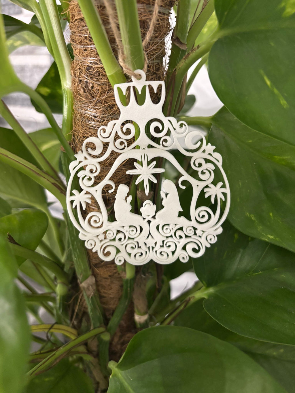 Adorno de Navidad con Nacimiento | Decoración Navideña Religiosa en 3D | Belén Moderno Impreso en PLA | Decoración Árbol de Navidad