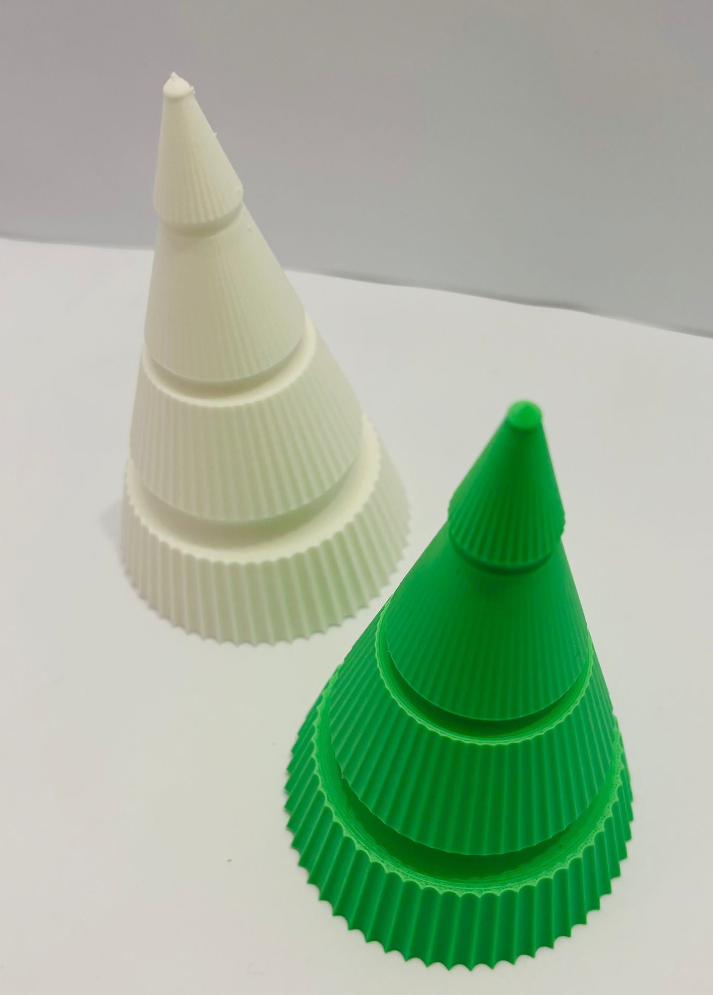 Árboles de Navidad Minimalistas 3D | Decoración Moderna Impresa en PLA | Adorno Navideño Sostenible | JeanPrintsCo